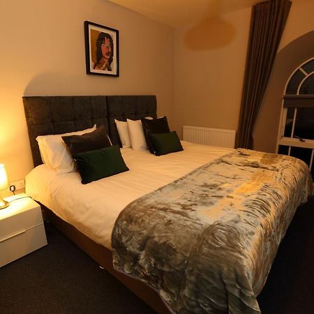 The Breathe Residence Rhyl Extérieur photo